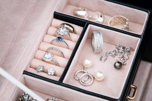 Trade In Image Header shutterstock_370495502